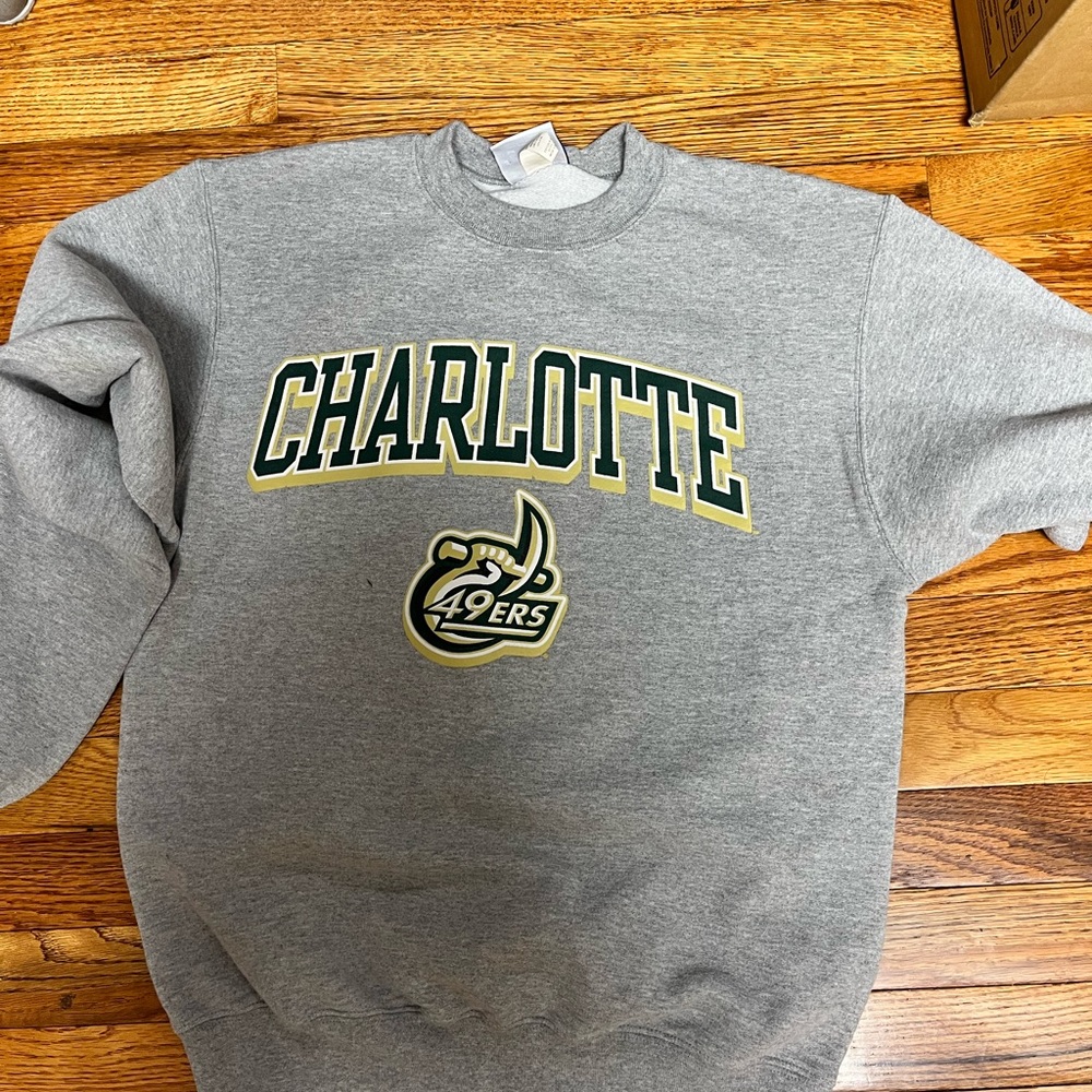 Charlotte Sweatshirt